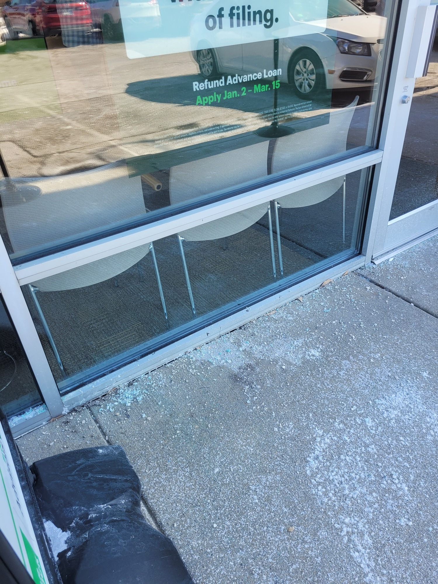 Commercial glass replacement — 96th St, Fishers