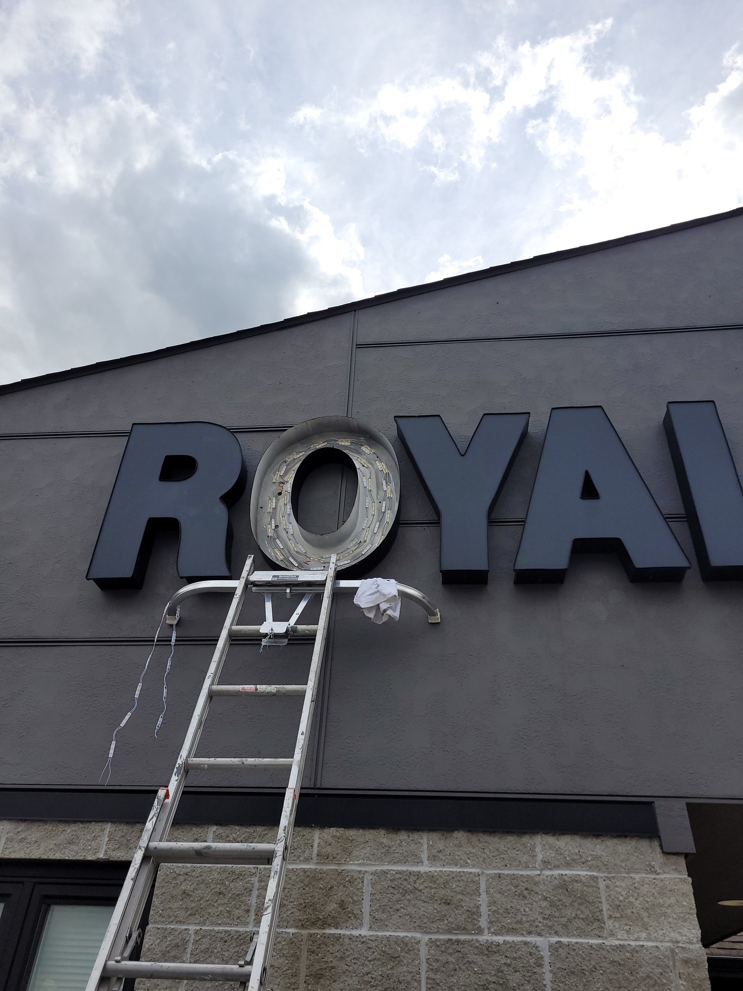 Electrical repair — Greenwood